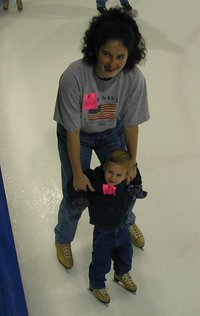 2001-12-16-Ice-Skating-3-Suzi-Chance.JPG