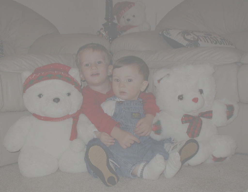 2001/12(December)/Xmas/2001-12-10-Xmas-bears-Dax-Chance-2-bg.jpg
