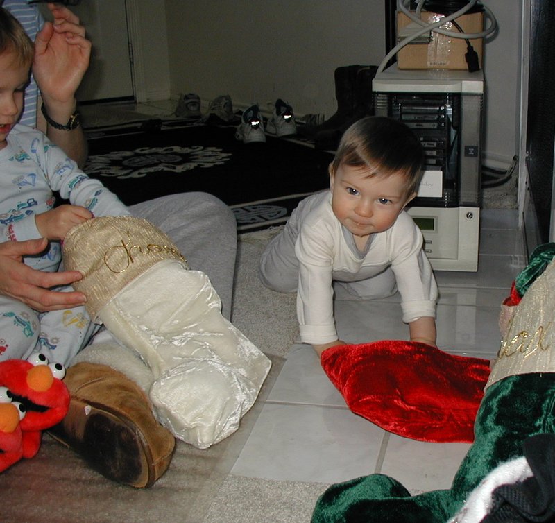 2001/12(December)/Xmas/800x600_2001-12-25-Xmas-04-Dax.JPG