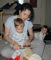 2001-12-25-Xmas-02-Chance-Suzi-Dax.JPG