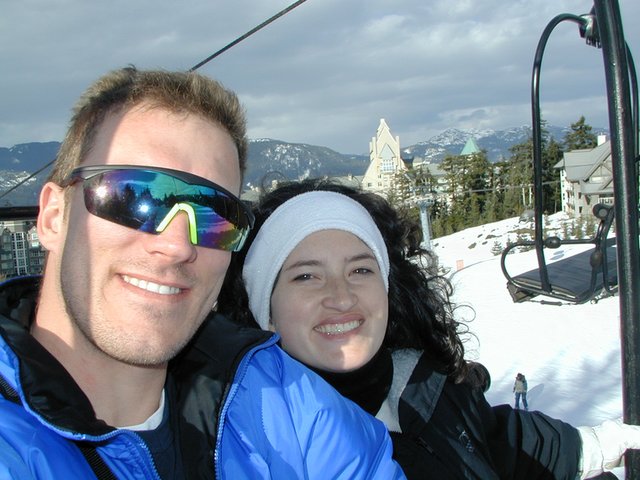 2001-02-14-Whistler-06-Travis-Suzi-Valentines-chairlift.JPG