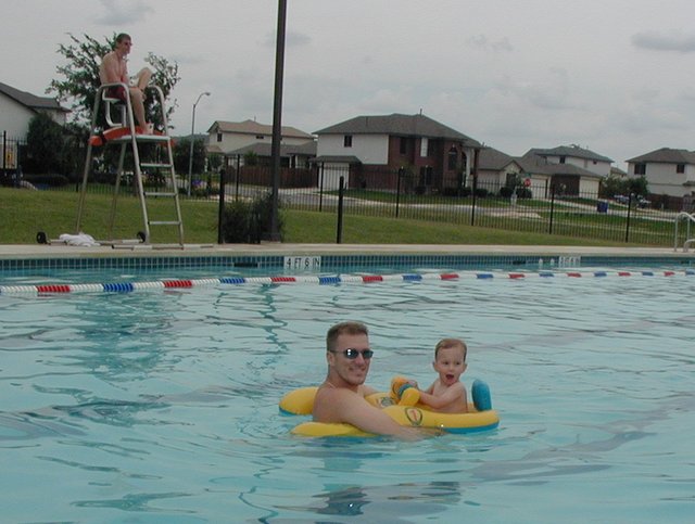 2001/Best/640x480_2001-06-01-2-Pool-Travis-Chance.jpg