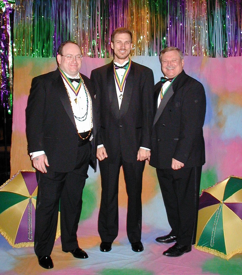 2002/01(January)/CoronationBall/1024x768_2002-01-12-MG-Coronation-07-John-Travis-Jim.JPG