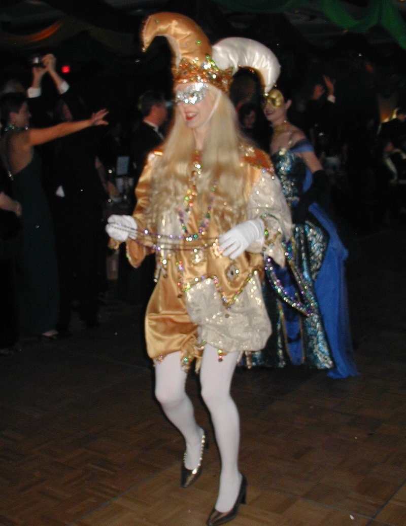 2002/01(January)/CoronationBall/800x600_2002-01-12-MG-Coronation-35.JPG