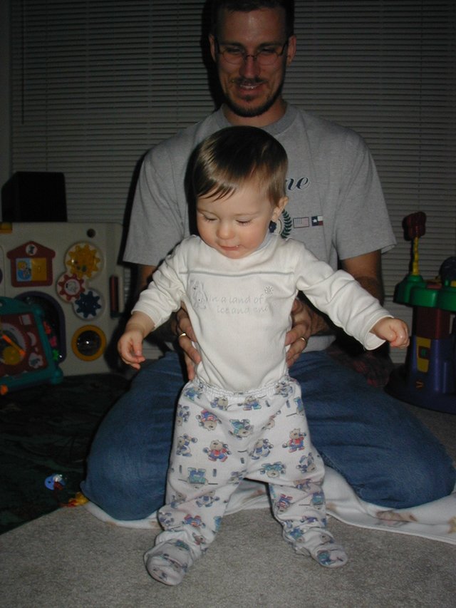 2002-01-05-Dax-walking-5.JPG