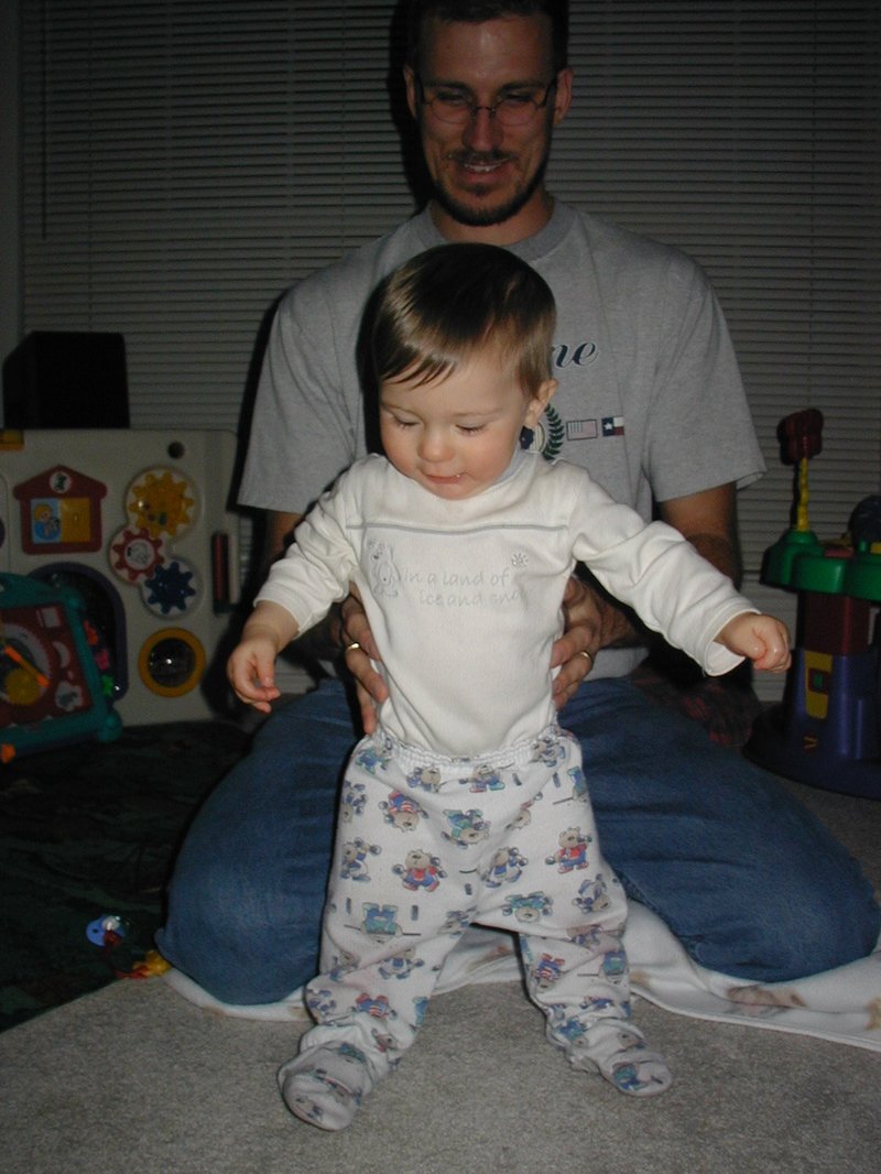 2002-01-05-Dax-walking-5.JPG