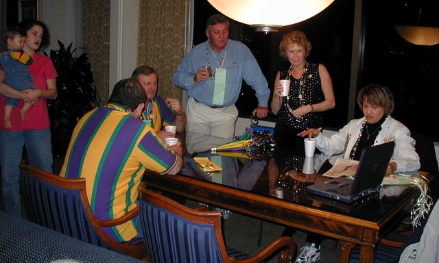 2002/02(February)/MardiGras/640x480_2002-02-08-Mardi-Gras-Beans-n-Jeans-2-Dax-Suzi-John-Jim-Randy-Janeen-Sybil.JPG