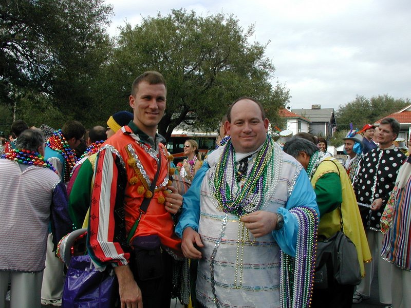 2002/02(February)/MardiGras/800x600_2002-02-09-12-Samedigras-Travis-John.JPG