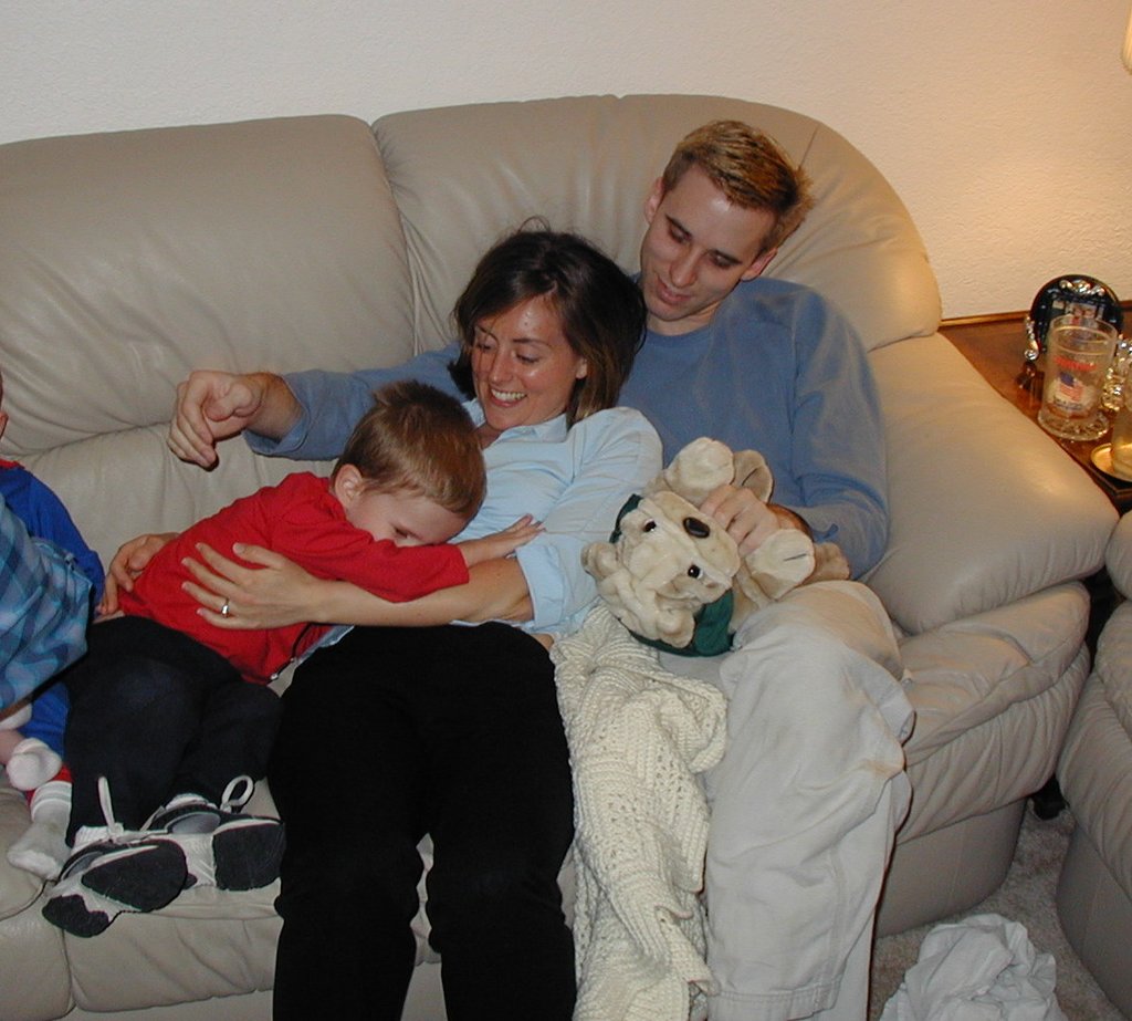 2002/02(February)/Melvin-Mary-Visit/1024x768_2002-02-20-27-Chance-Heather-Josh.JPG