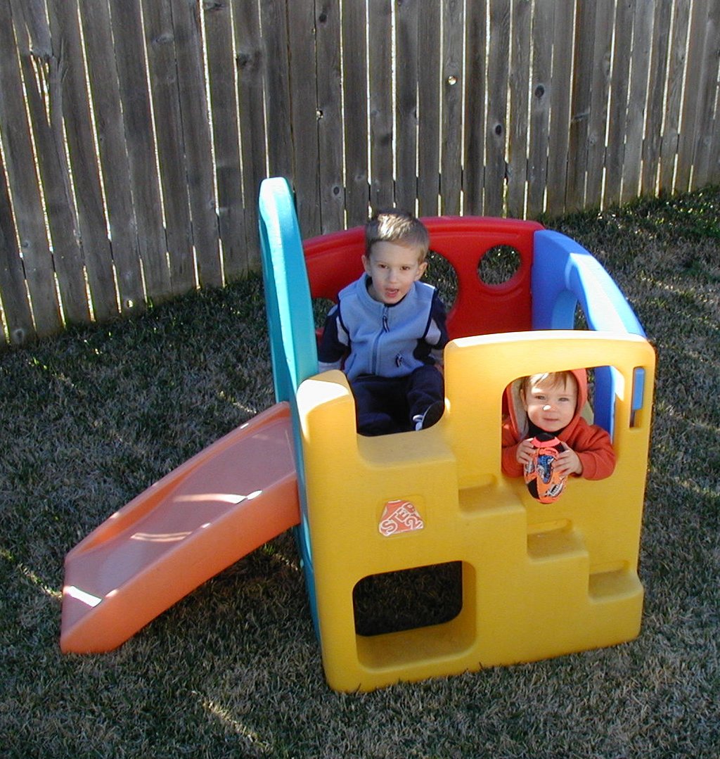 2002/02(February)/Melvin-Mary-Visit/1024x768_2002-02-23-2-Chance-Dax.JPG