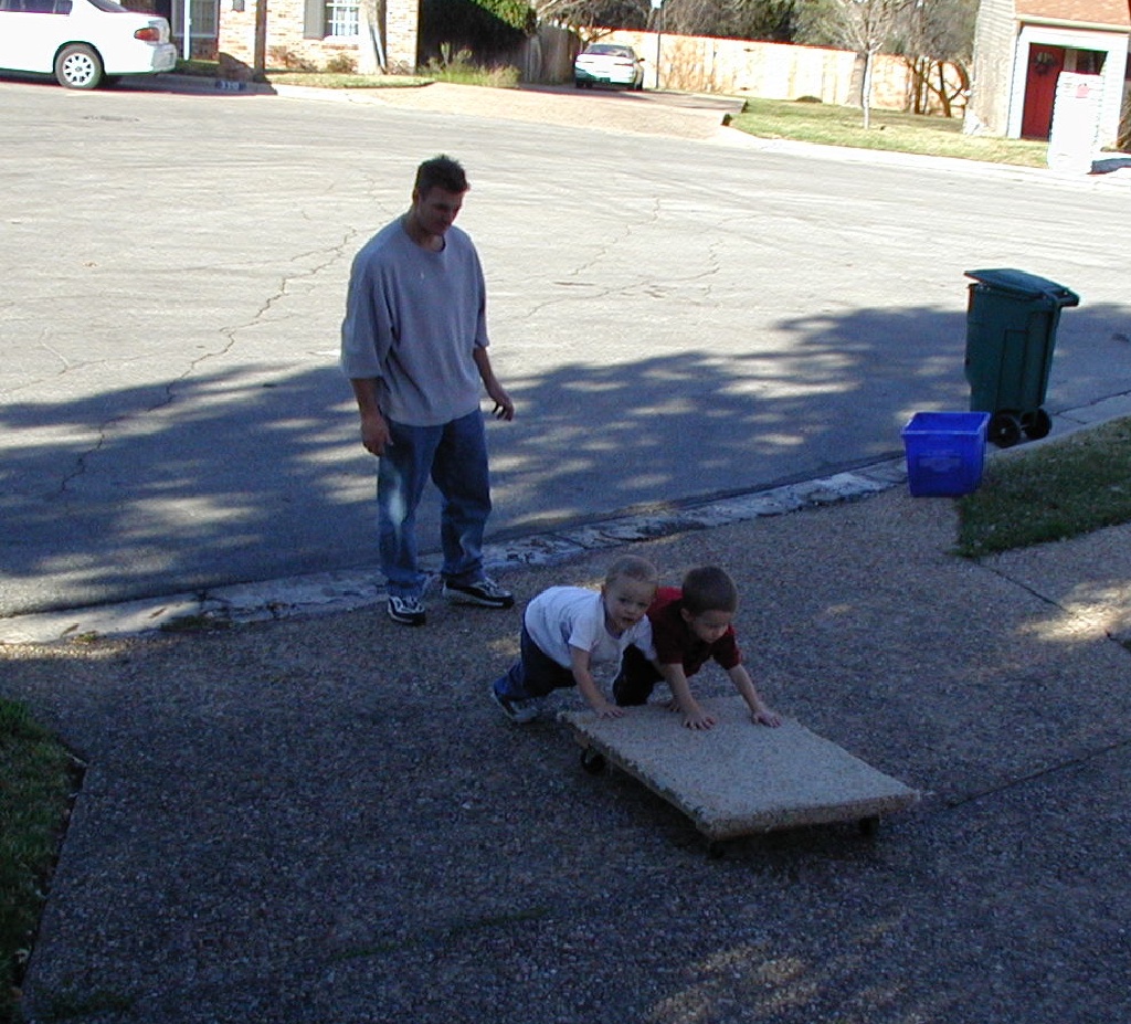 2002/02(February)/Melvin-Mary-Visit/1024x768_2002-02-25-03-Chance-Vale-Justin.JPG