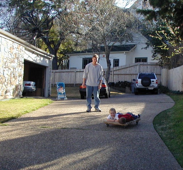 2002/02(February)/Melvin-Mary-Visit/640x480_2002-02-25-05-Chance-Vale-Justin.JPG