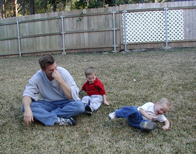 2002/02(February)/Melvin-Mary-Visit/640x480_2002-02-25-10-Chance-Vale-Justin.JPG