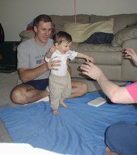 2002-02-17-Dax-learning-to-walk-04.JPG
