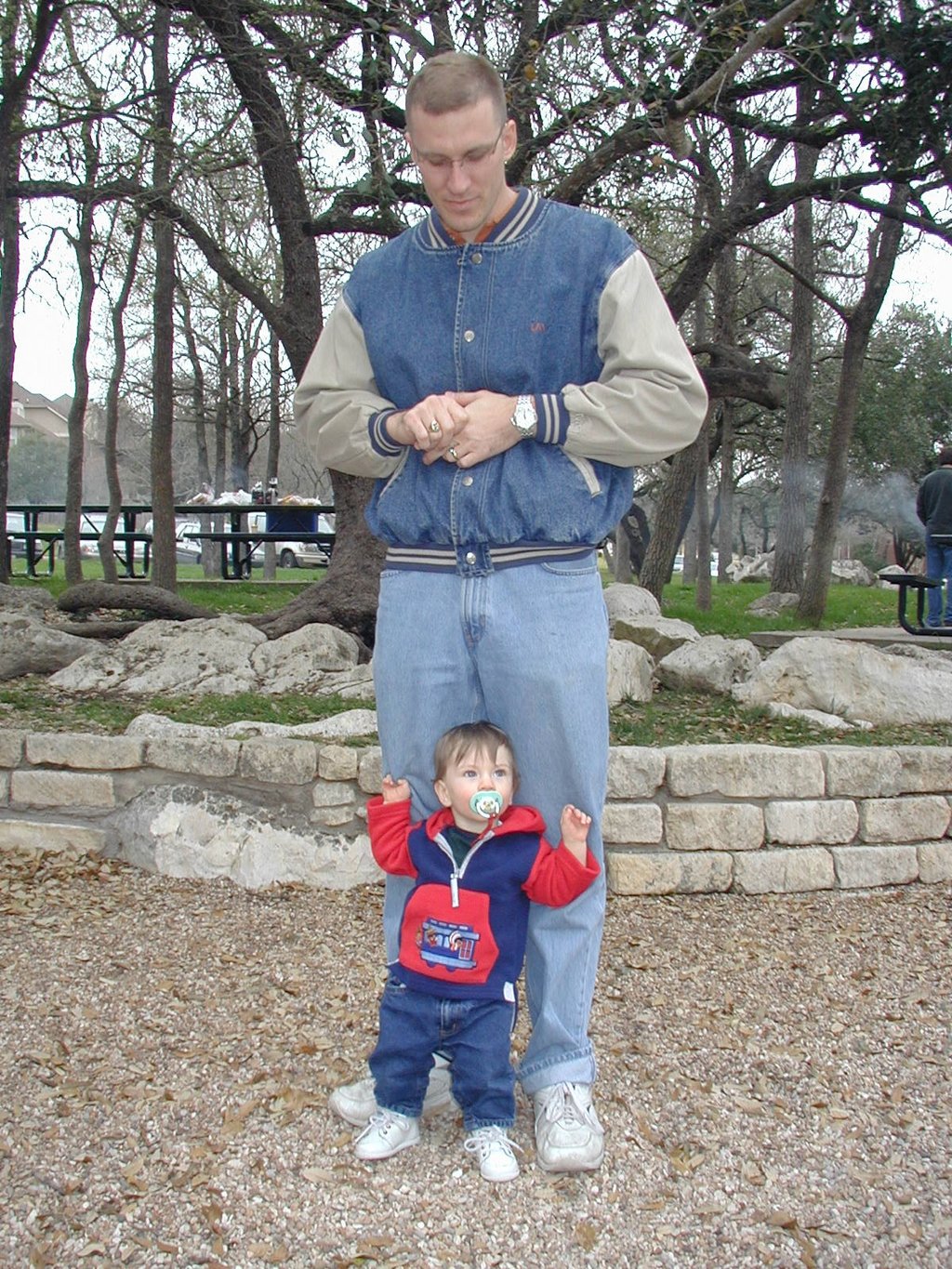 2002/03(March)/Easter/2002-03-16-Mother-n-More-Easter-1-Travis-Dax.JPG