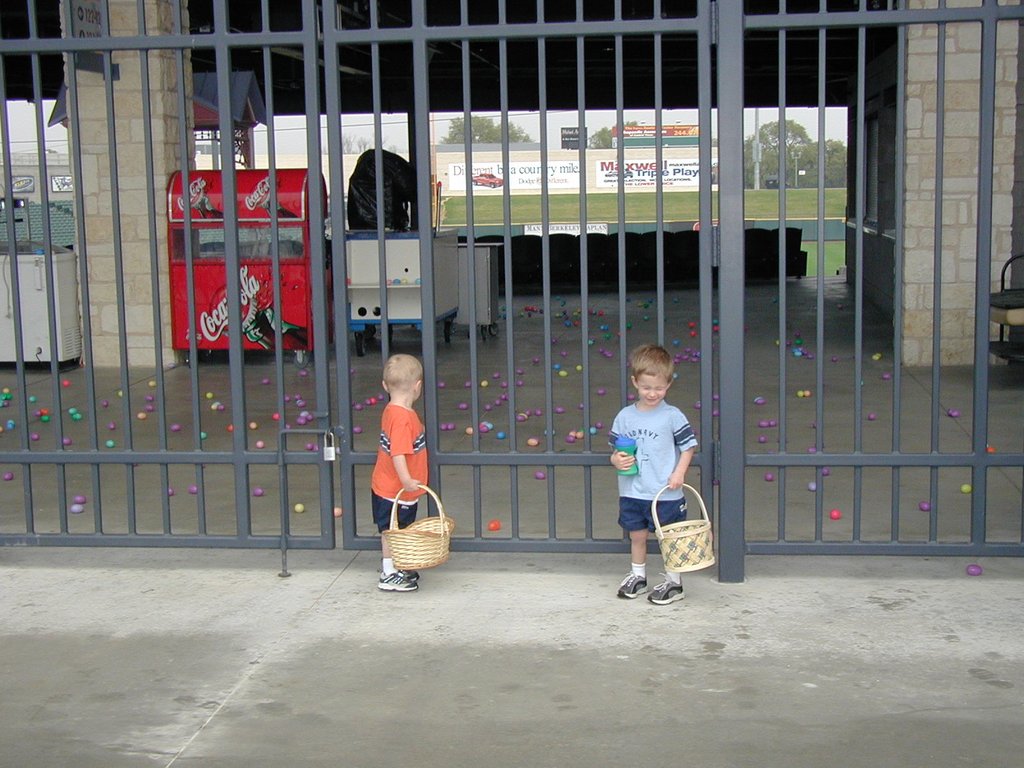 2002/03(March)/Easter/1024x768_2002-03-30-Easter-02-Dell-Diamond-Chance-Vale.JPG