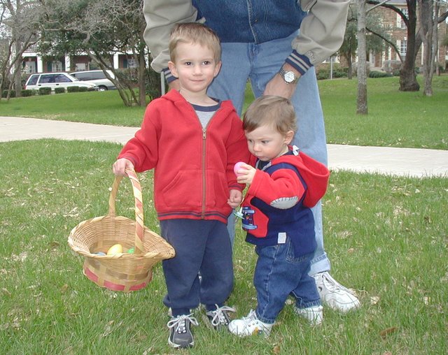 2002-03-16-Mother-n-More-Easter-7-Chance-Dax.JPG