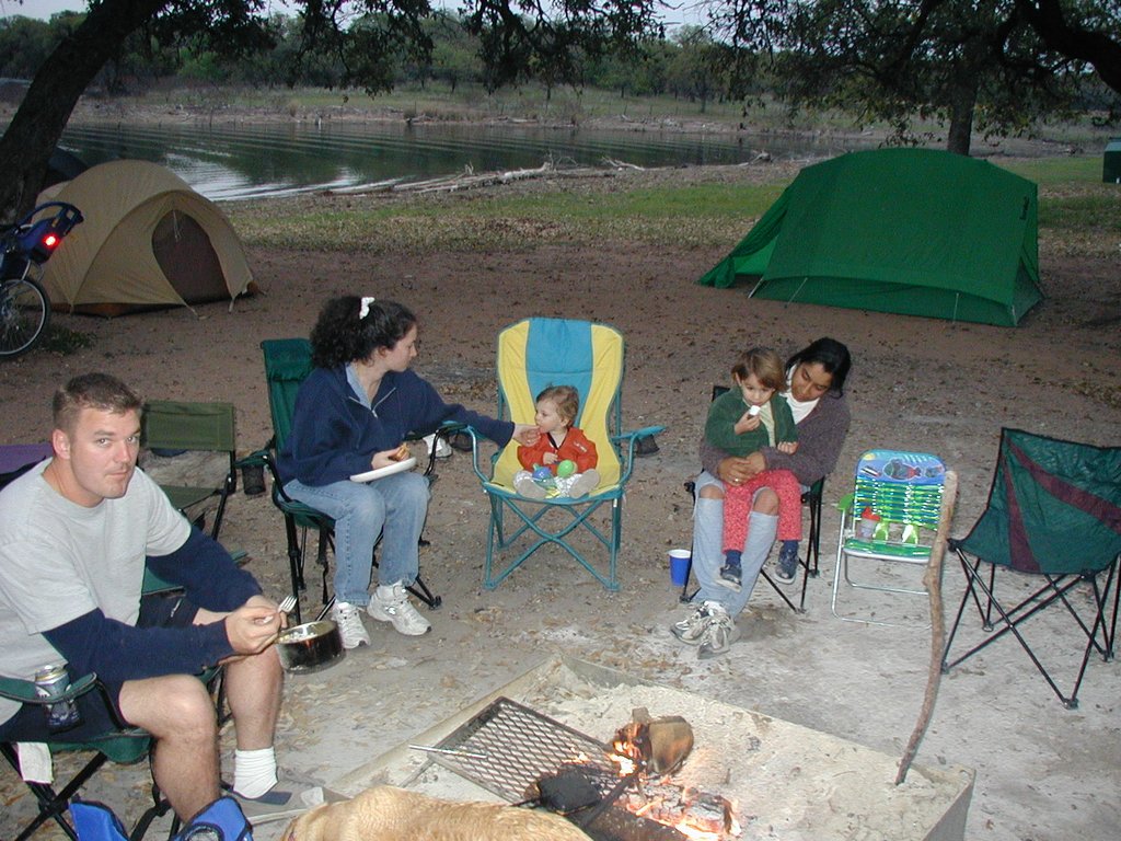 2002/04(April)/Camping/1024x768_2002-04-05-Pace-Bend-20-Justin-Suzi-Dax-Kalyani-Kavita.JPG