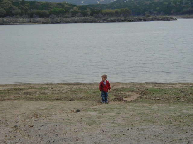 2002/04(April)/Camping/640x480_2002-04-05-Pace-Bend-05-Chance.JPG