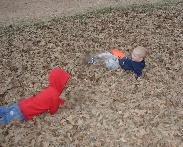 2002/04(April)/Camping/640x480_2002-04-05-Pace-Bend-13-Chance-Vale.JPG