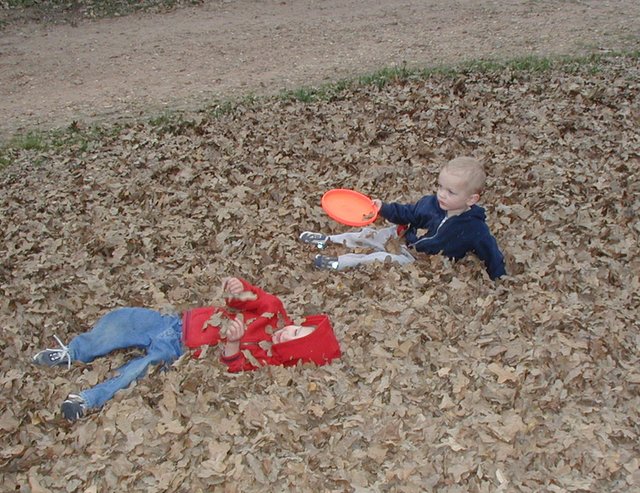 2002/04(April)/Camping/640x480_2002-04-05-Pace-Bend-14-Chance-Vale.JPG