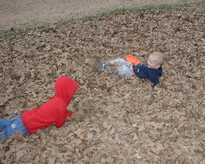 2002/04(April)/Camping/800x600_2002-04-05-Pace-Bend-13-Chance-Vale.JPG