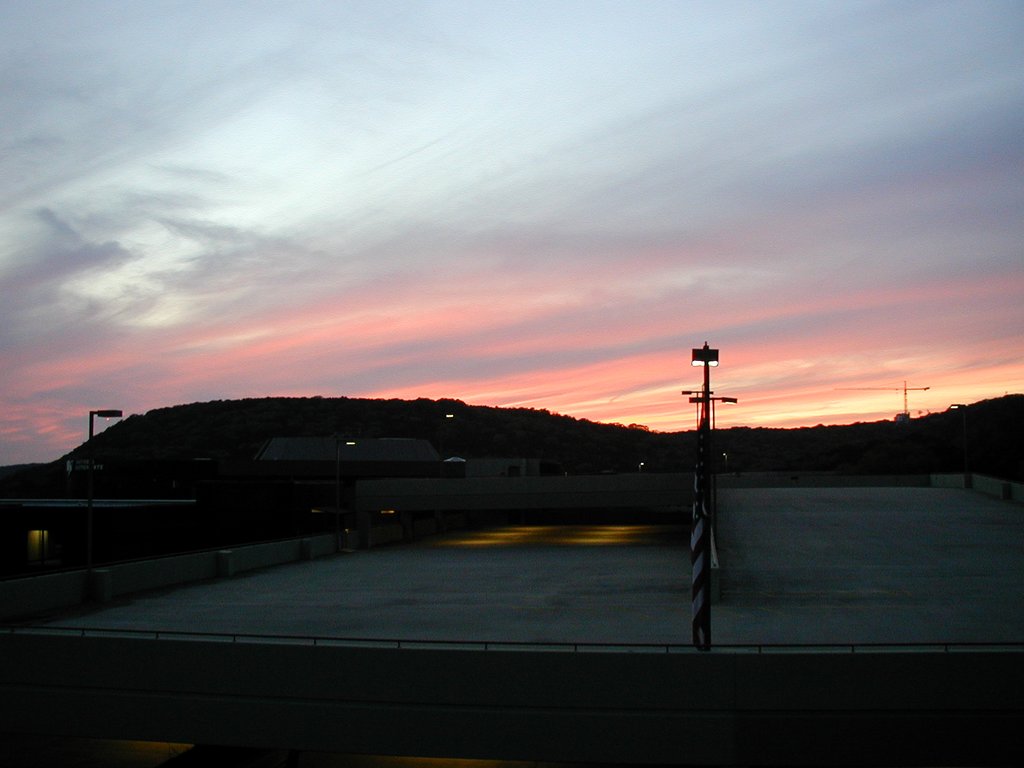 2002/04(April)/Misc/1024x768_2002-04-09-Hockey-sunset-3.JPG