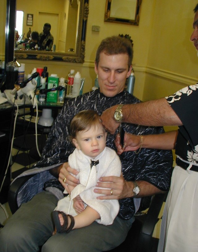 2002-04-23-13-Dax-1st-Haircut.JPG