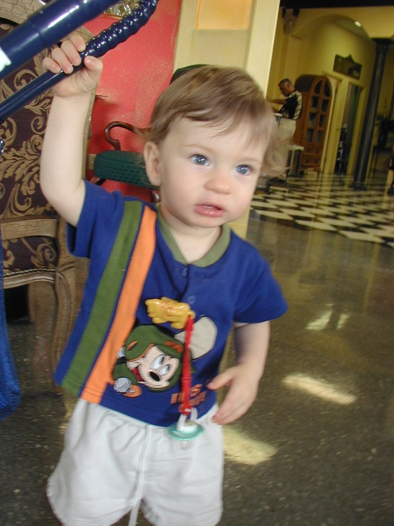 2002-04-23-04-Dax-1st-Haircut.JPG