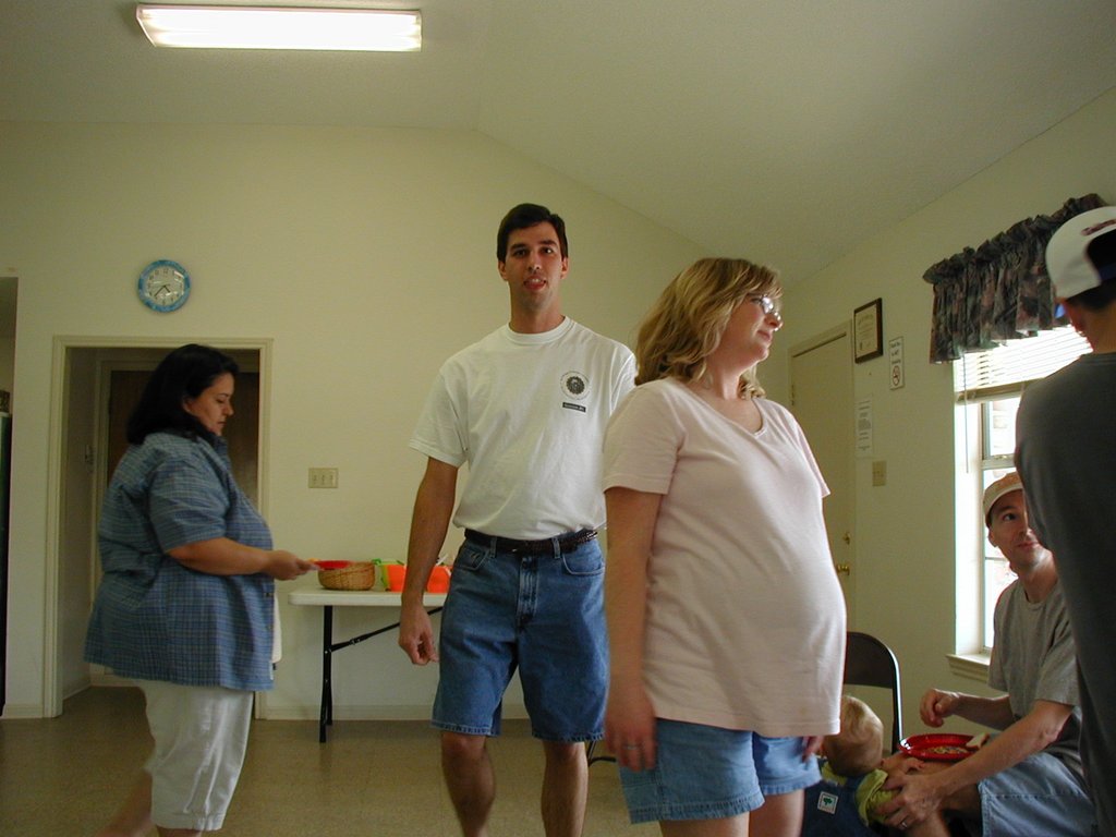2002/05(May)/Dax-1st-Bday/1024x768_2002-05-05-Dax-Bday-08-Angie-Stan-Shana.JPG