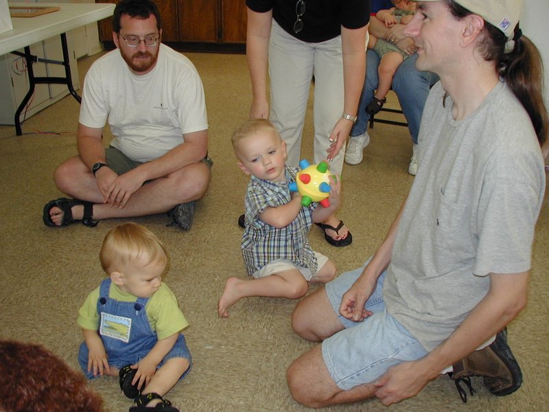 2002-05-05-Dax-Bday-51-presents-Suzi-Vale-Piers-Jackson-James-bouncyball.JPG