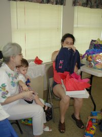 2002-05-05-Dax-Bday-50-presents-Suzi.JPG