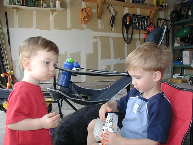 2002/05(May)/Misc/640x480_2002-05-20-Chance-Dax-06.JPG