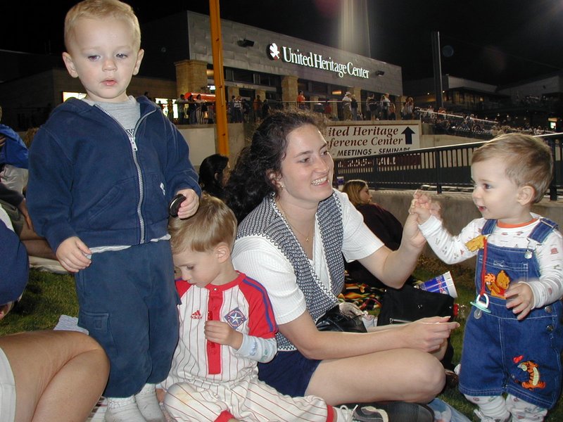 2002/05(May)/Misc/800x600_2002-05-18-RR-Express-10.JPG
