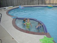 2002-05-01-Lasater-pool-2-Jack-Megan-Emily.JPG