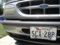 2002-05-14-Explorer-damaged-bumper-5.JPG