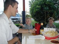 2002-05-23-Suzi-Katie-Bday-06.JPG