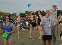 2002-06-09-Danskin-04-Suzi.JPG