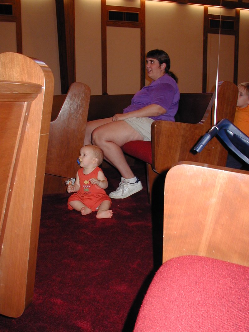 2002/06(June)/FindSabrina/800x600_2002-06-01-FindSabrina-benefit-13-Chance-Dax-Stacy-Case.JPG