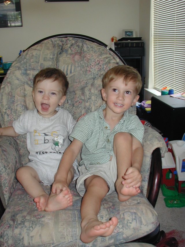 2002/06(June)/Misc/640x480_2002-06-14-Dax-Chance-4.JPG