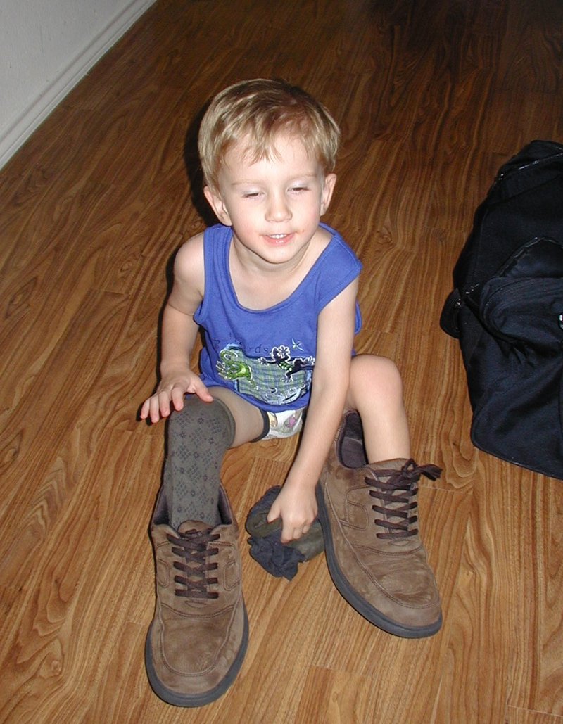 2002-06-19-Chance-in-daddys-shoes-1.JPG