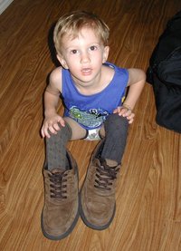 2002-06-19-Chance-in-daddys-shoes-3.JPG