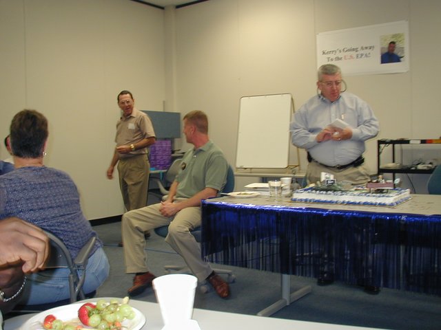 2002/06(June)/TNRCC/640x480_2002-06-28-TNRCC-04.JPG