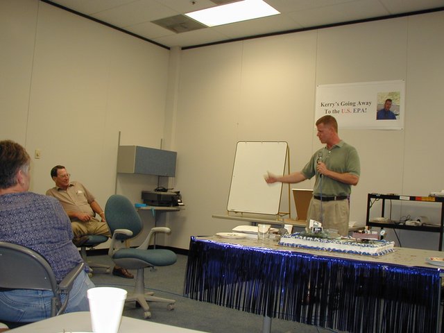 2002/06(June)/TNRCC/640x480_2002-06-28-TNRCC-16.JPG
