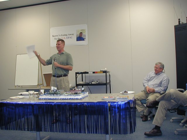 2002/06(June)/TNRCC/640x480_2002-06-28-TNRCC-17.JPG