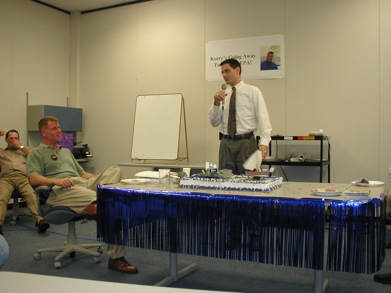 2002/06(June)/TNRCC/800x600_2002-06-28-TNRCC-09.JPG