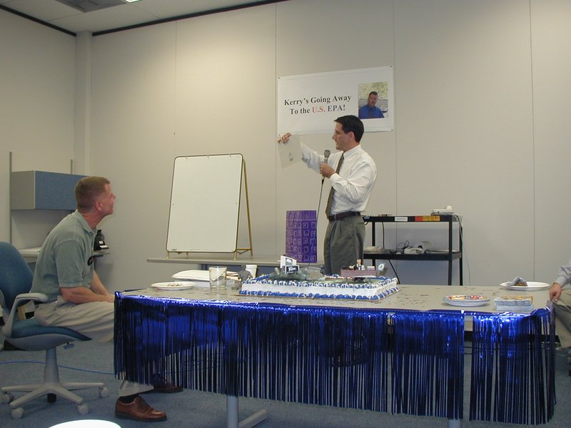 2002/06(June)/TNRCC/800x600_2002-06-28-TNRCC-10.JPG