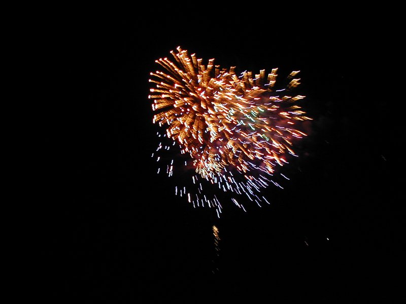 2002/07(July)/4th-of-July/800x600_2002-07-20-LCCC-43-fireworks.JPG