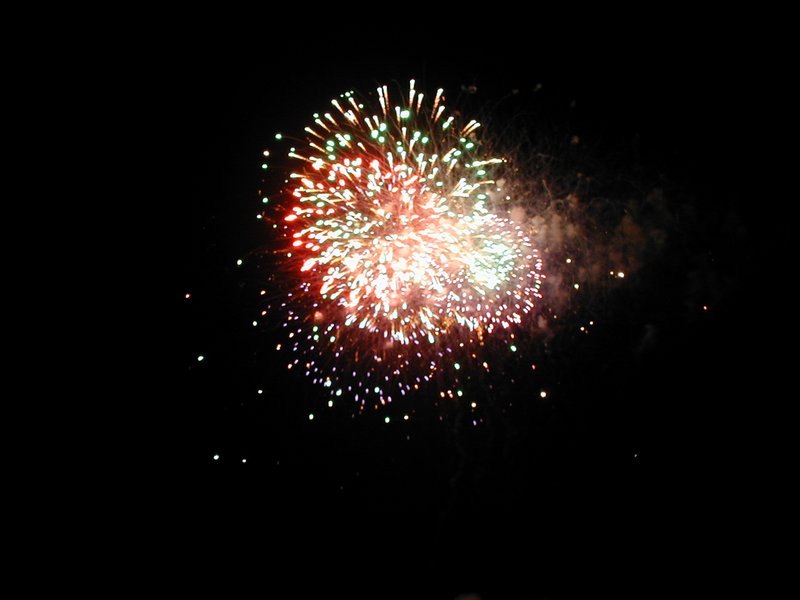 2002/07(July)/4th-of-July/800x600_2002-07-20-LCCC-45-fireworks.JPG