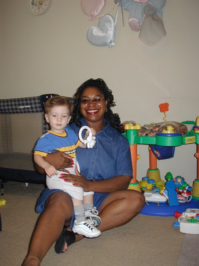 2002/07(July)/Dax-Daycare/800x600_2002-07-31-Dax-daycare-Ms-Stephanie-3.JPG